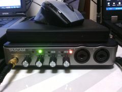 TASCAM_US-200_3.jpg